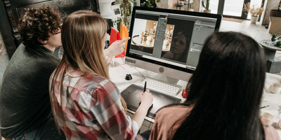 How visual design influences everyday decisions in a digital world