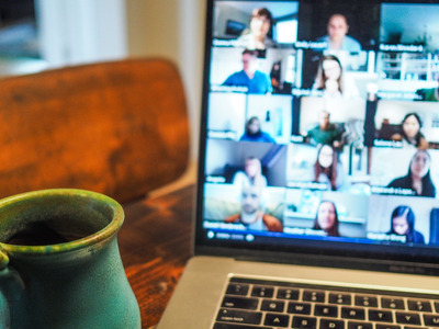 The difference between in class and online training for employees